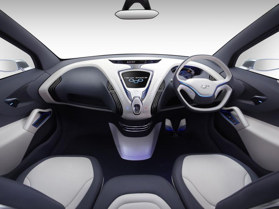  Hyundai Hexa Space Concept 2012 года  (фото 13 из 19)